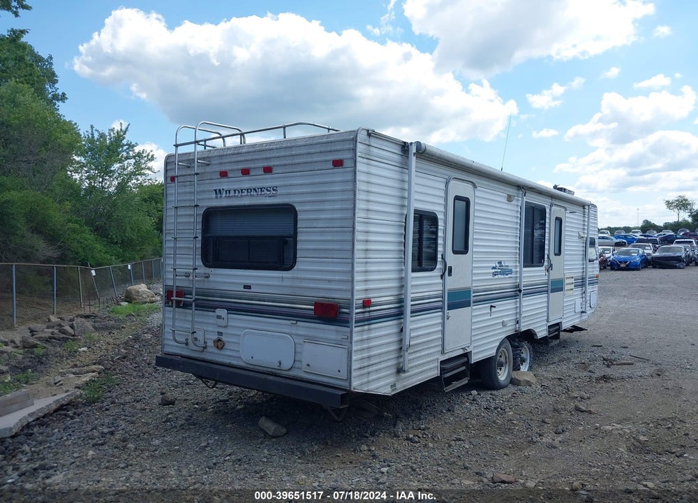 1998 FLEETWOOD WILDERNESS VIN: 1ED1J2929W4268716