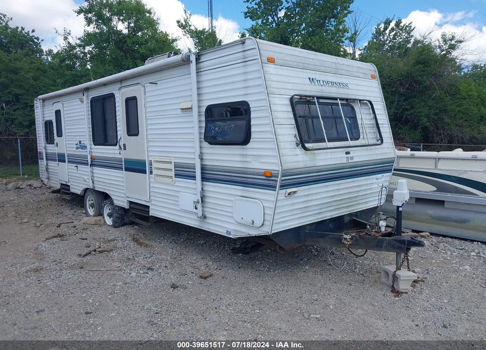 1998 FLEETWOOD WILDERNESS VIN: 1ED1J2929W4268716