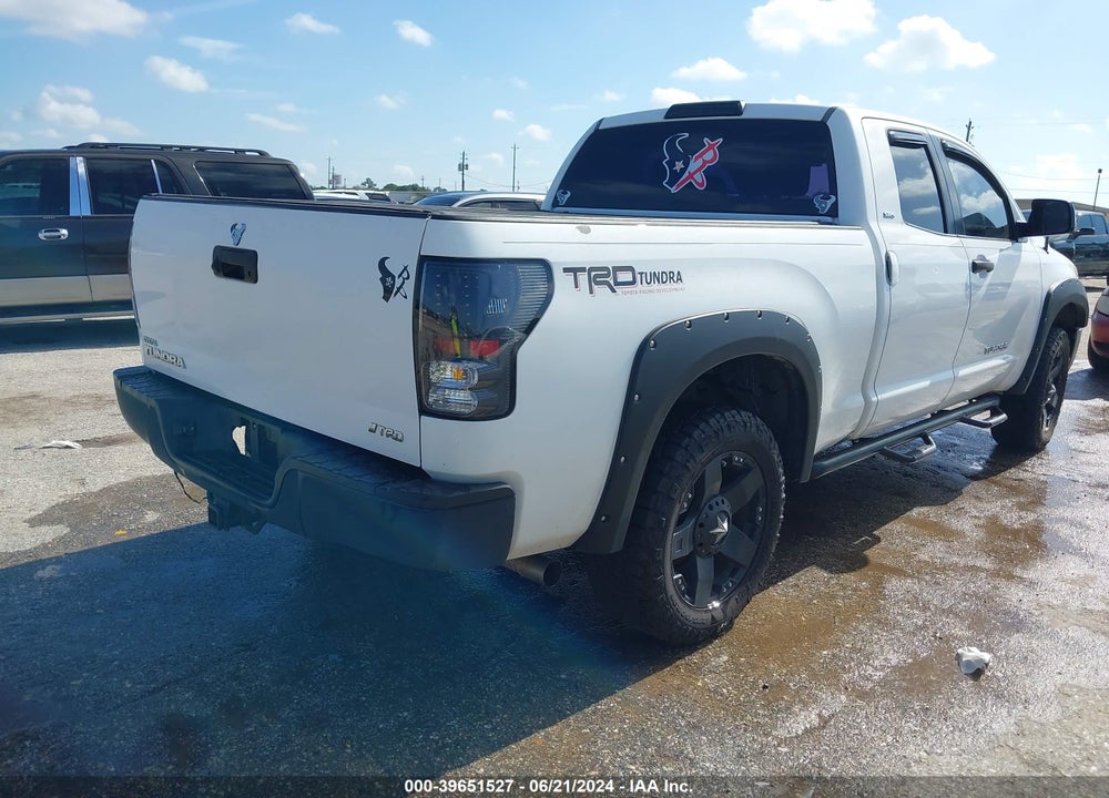 2011 TOYOTA TUNDRA GRADE 4.6L V8 VIN: 5TFRM5F17BX029708