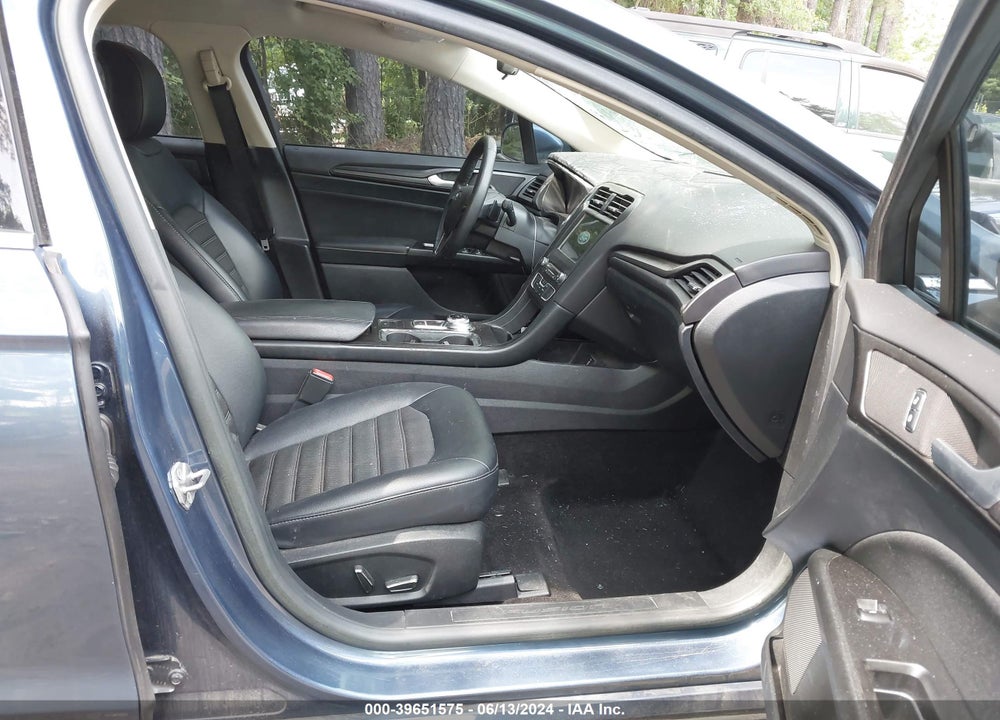 2018 FORD FUSION SE VIN: 3FA6P0HD8JR179411
