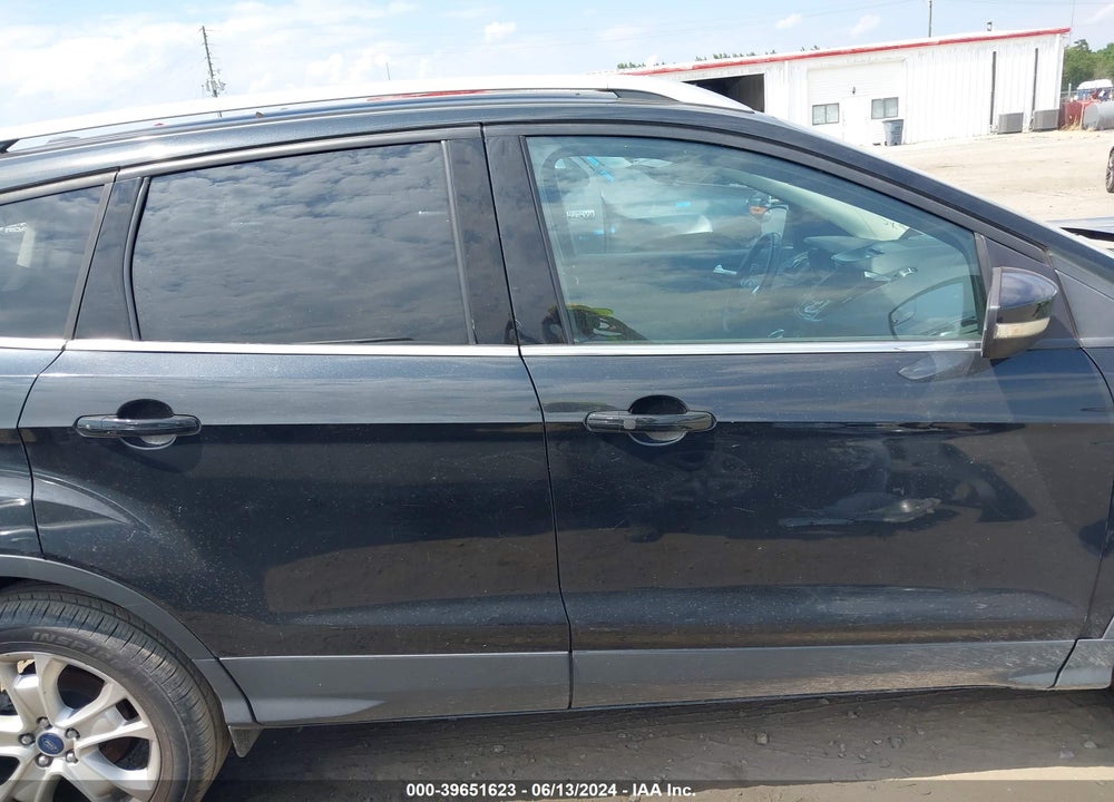 2015 FORD ESCAPE TITANIUM VIN: 1FMCU0J99FUA19951