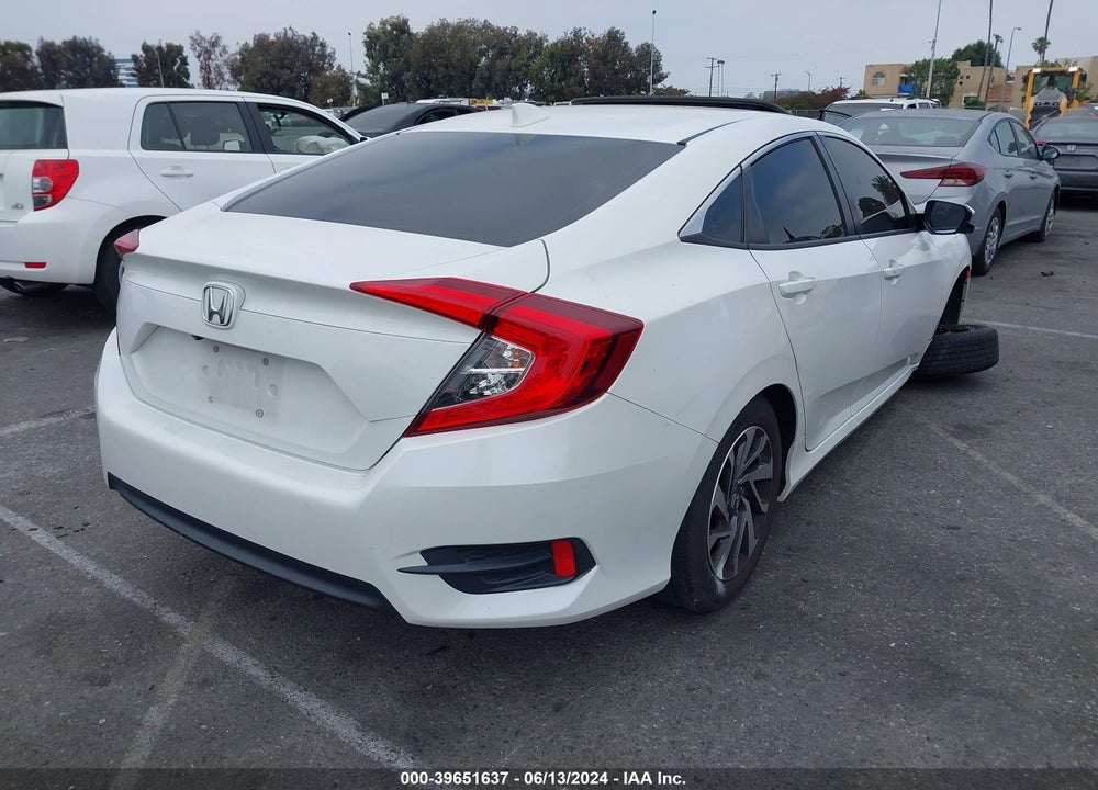 2018 HONDA CIVIC EX VIN: 2HGFC2F77JH557875