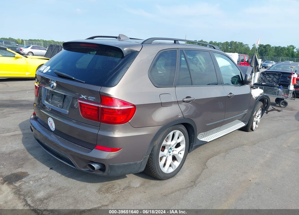2011 BMW X5 XDRIVE35I/XDRIVE35I PREMIUM/XDRIVE35I SPORT ACTIVITY VIN: 5UXZV4C54BL741906