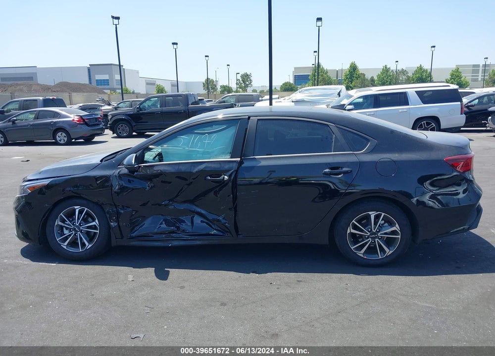 2024 KIA FORTE LXS VIN: 3KPF24ADXRE769350