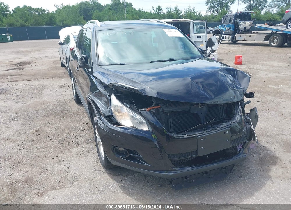2009 VOLKSWAGEN TIGUAN SE VIN: WVGAV75N59W544034