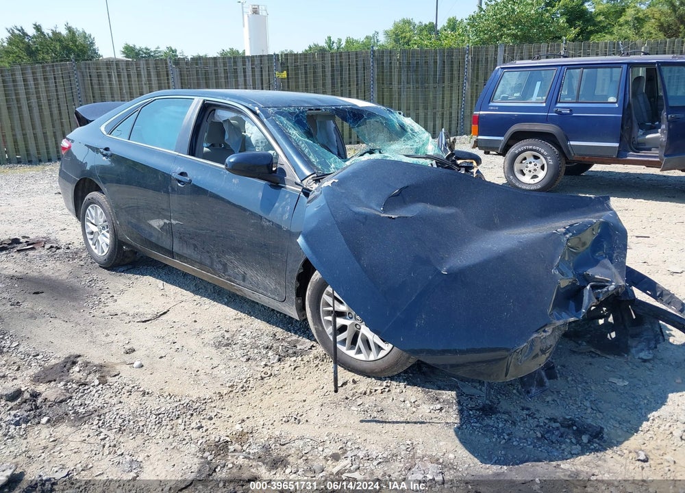 2017 TOYOTA CAMRY LE VIN: 4T1BF1FKXHU345624