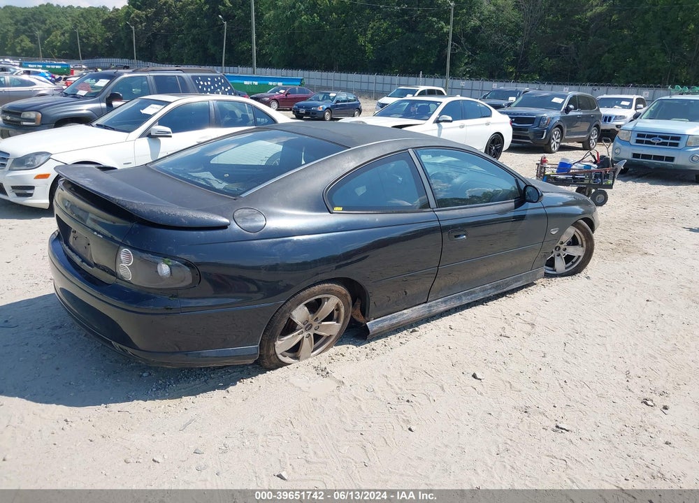 2004 PONTIAC GTO VIN: 6G2VX12G74L304343