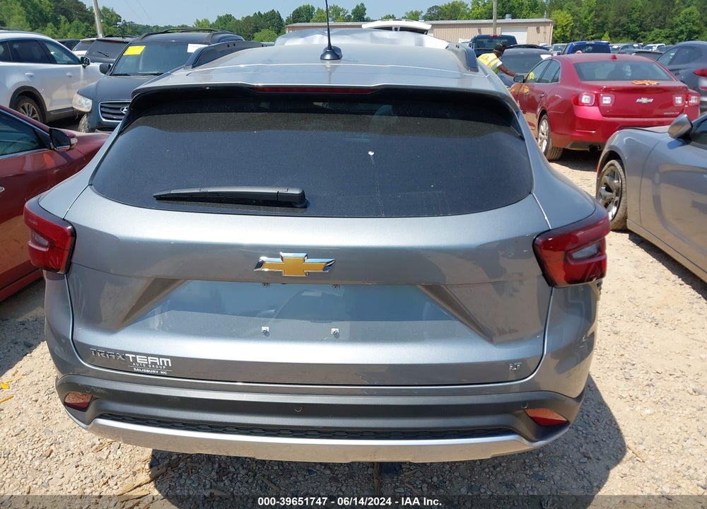 2024 CHEVROLET TRAX FWD LT VIN: KL77LHE21RC225793