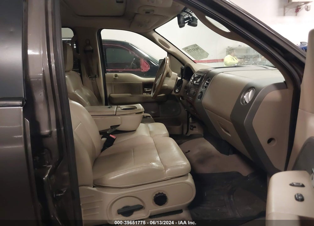 2006 FORD F-150 LARIAT/XLT VIN: 1FTPW12536FA52174