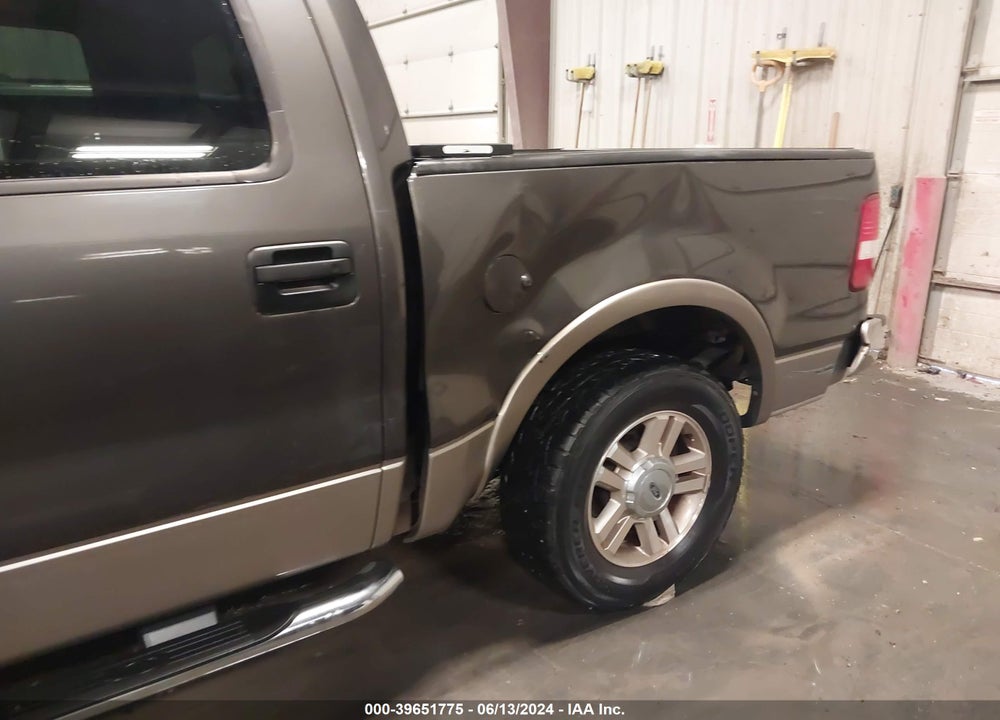 2006 FORD F-150 LARIAT/XLT VIN: 1FTPW12536FA52174