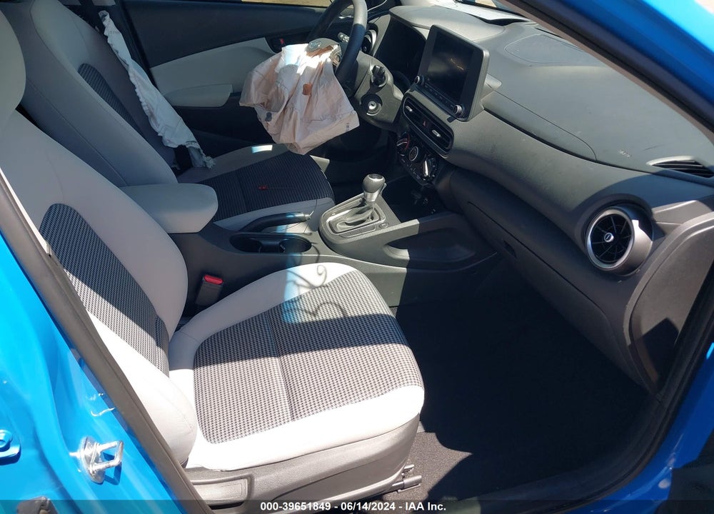 2022 HYUNDAI KONA SE VIN: KM8K2CAB3NU875640