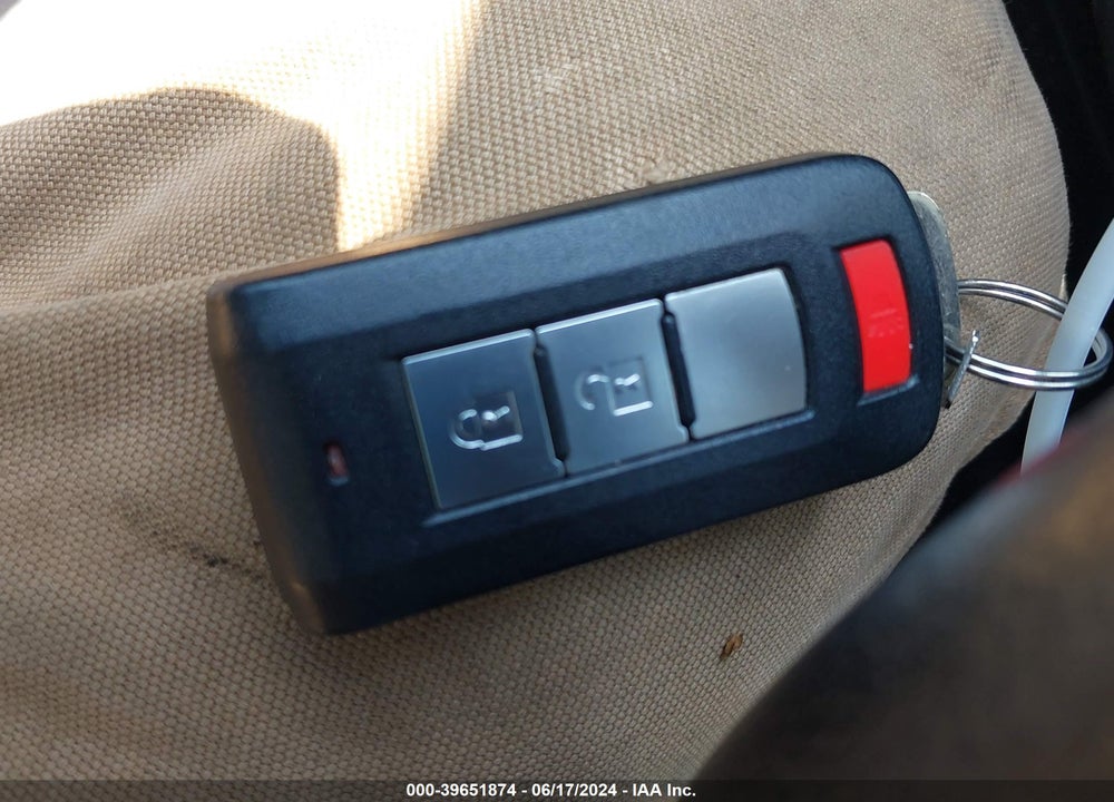 2020 MITSUBISHI OUTLANDER SE 2.4 S-AWC VIN: JA4AZ3A34LZ010738