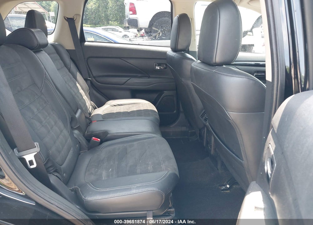 2020 MITSUBISHI OUTLANDER SE 2.4 S-AWC VIN: JA4AZ3A34LZ010738