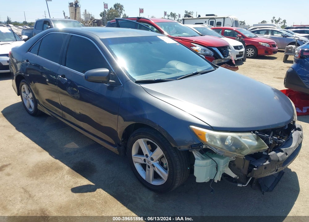 2012 TOYOTA CAMRY SE VIN: 4T1BF1FK3CU049417