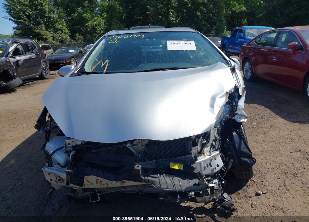 2014 TOYOTA PRIUS C THREE VIN: JTDKDTB30E1563752