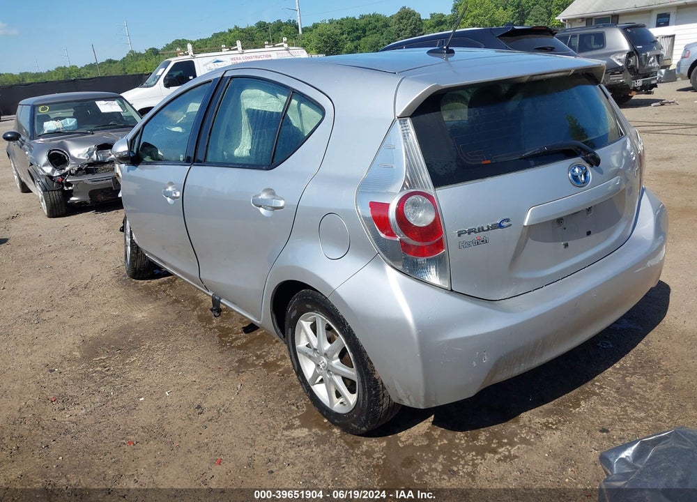 2014 TOYOTA PRIUS C THREE VIN: JTDKDTB30E1563752
