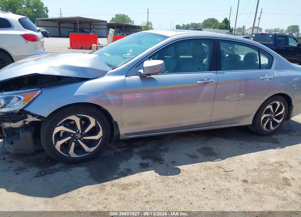 2017 HONDA ACCORD EX-L VIN: 1HGCR2F81HA242105