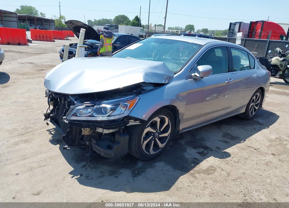 2017 HONDA ACCORD EX-L VIN: 1HGCR2F81HA242105