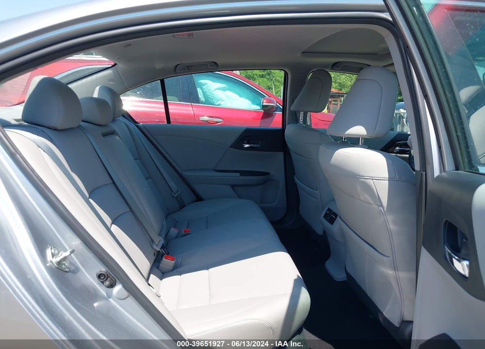 2017 HONDA ACCORD EX-L VIN: 1HGCR2F81HA242105