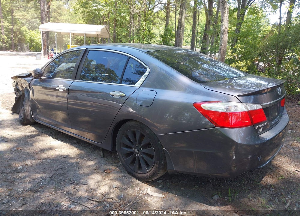2013 HONDA ACCORD EX VIN: 1HGCR2F72DA048913