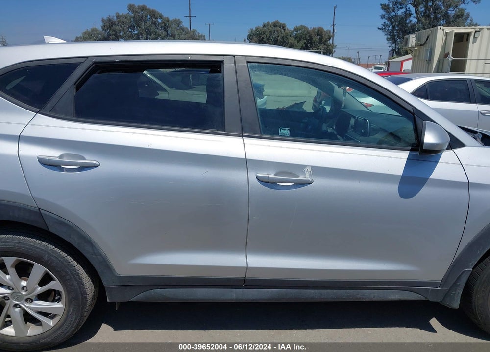 2019 HYUNDAI TUCSON VIN: KM8J23A42KU886136