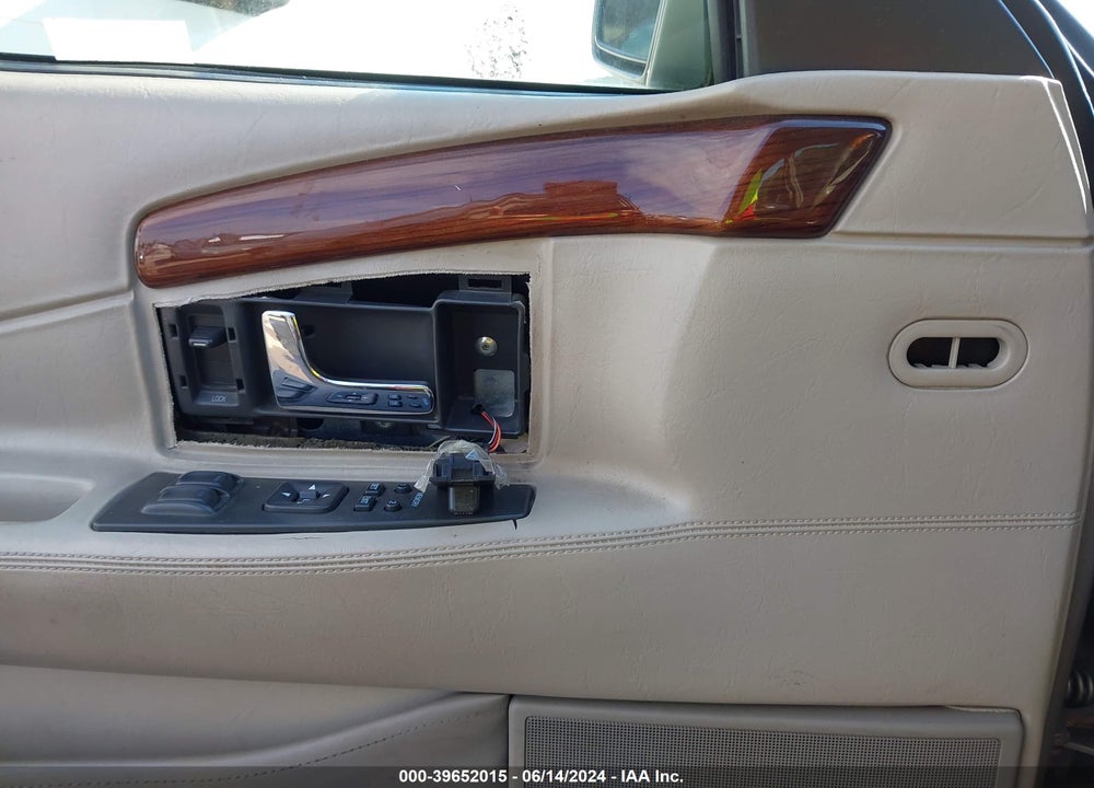 2001 CADILLAC ELDORADO ETC VIN: 1G6ET12931B108295