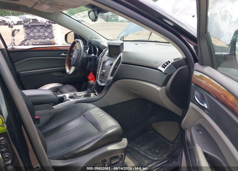 2011 CADILLAC SRX PERFORMANCE COLLECTION VIN: 3GYFNBEY2BS530904