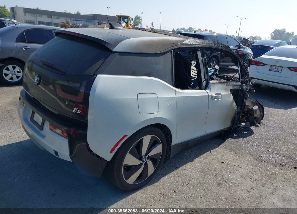 2017 BMW I3 94 AH W/RANGE EXTENDER VIN: WBY1Z8C37HV893523