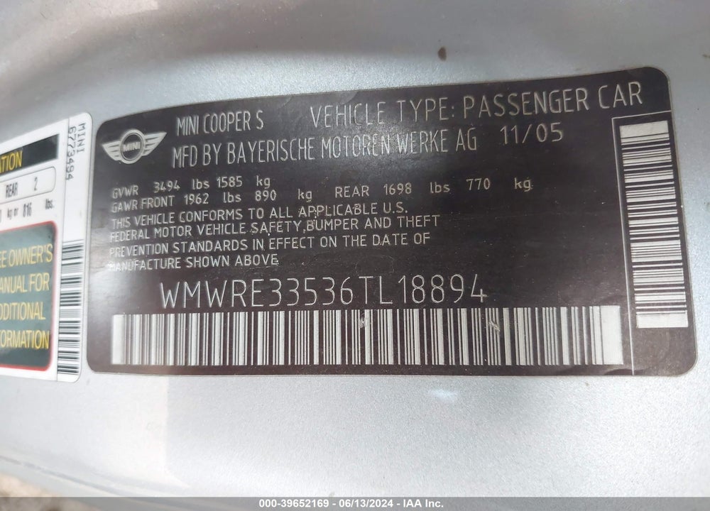 2006 MINI COOPER S VIN: WMWRE33536TL18894
