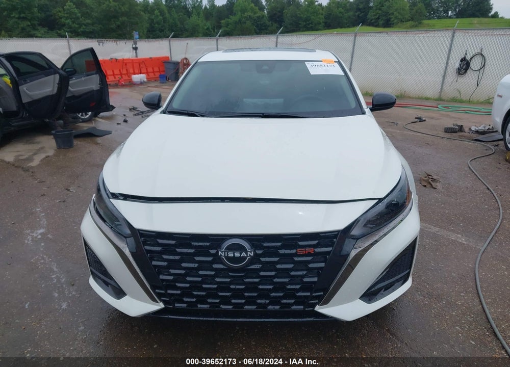 2024 NISSAN ALTIMA SR FWD VIN: 1N4BL4CV2RN352663