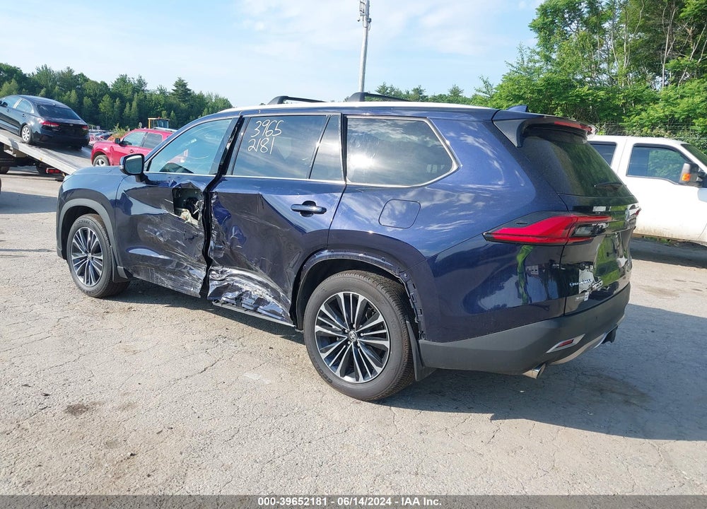 2024 TOYOTA GRAND HIGHLANDER HYBRID PLATINUM MAX VIN: 5TDADAB56RS003700