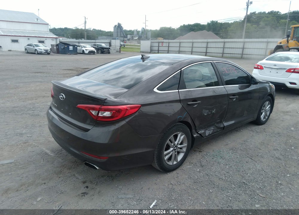 2016 HYUNDAI SONATA SE VIN: 5NPE24AF0GH332270