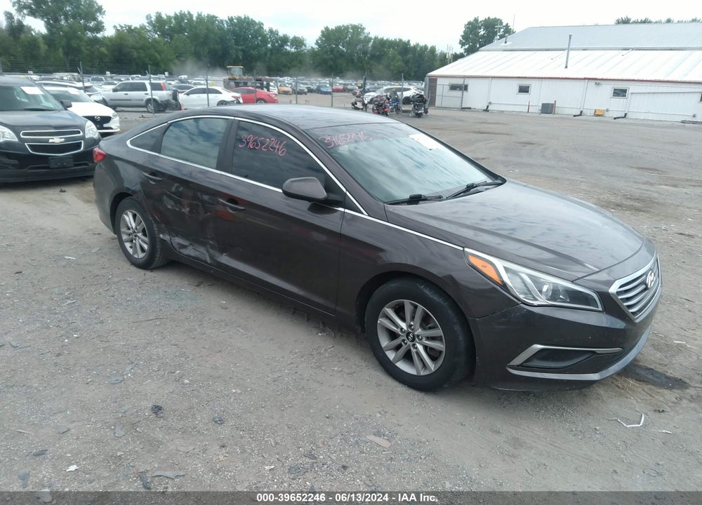 2016 HYUNDAI SONATA SE VIN: 5NPE24AF0GH332270