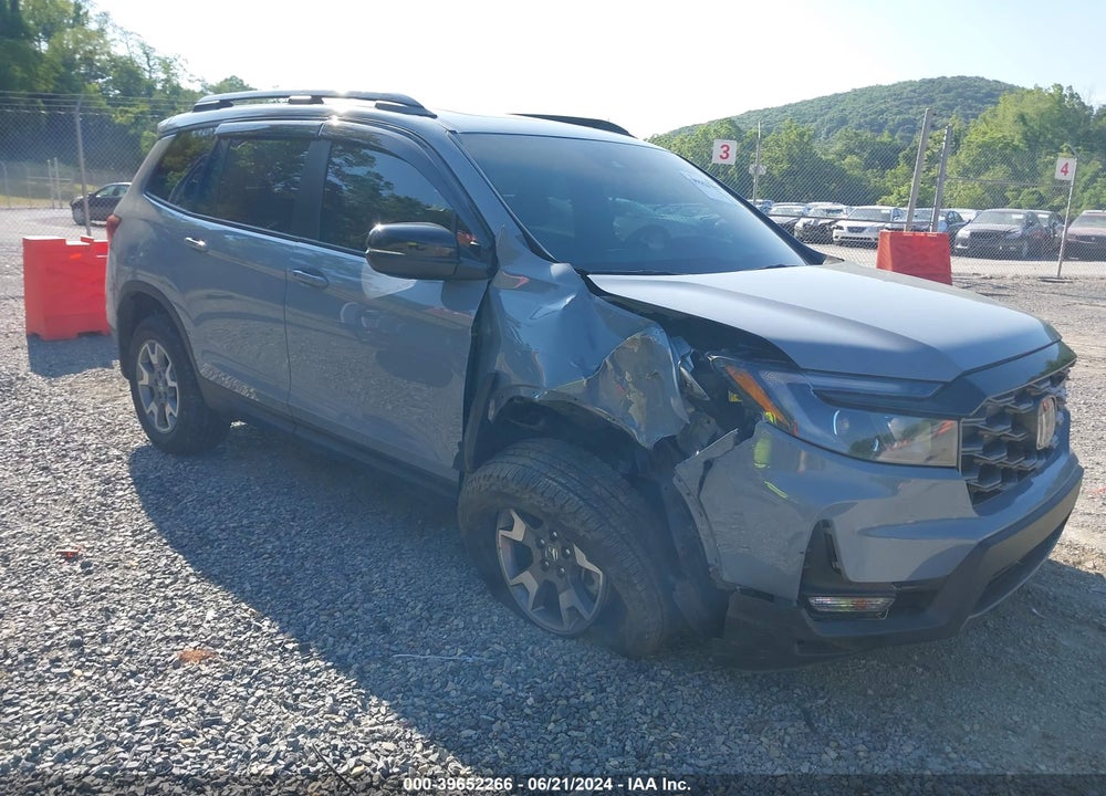 2022 HONDA PASSPORT AWD TRAILSPORT VIN: 5FNYF8H66NB001414