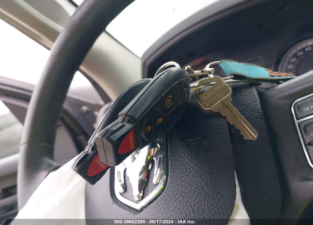 2019 RAM 1500 CLASSIC TRADESMAN QUAD CAB 4X2 6'4 BOX VIN: 1C6RR6FT9KS616795