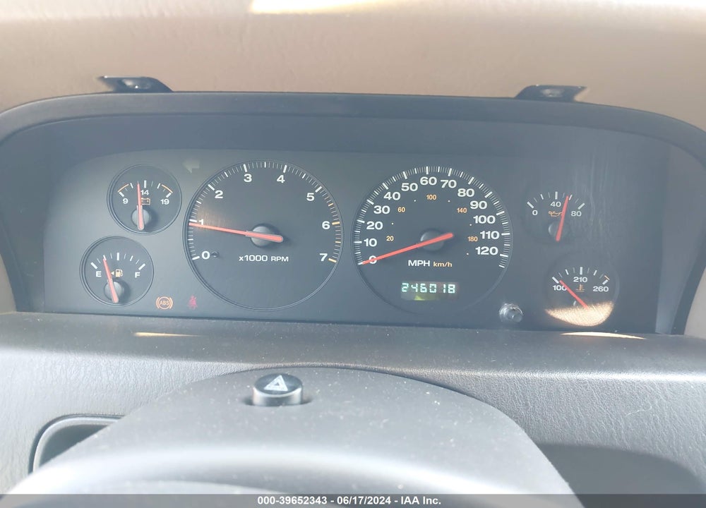 2001 JEEP GRAND CHEROKEE LAREDO VIN: 1J4GW48S91C550656
