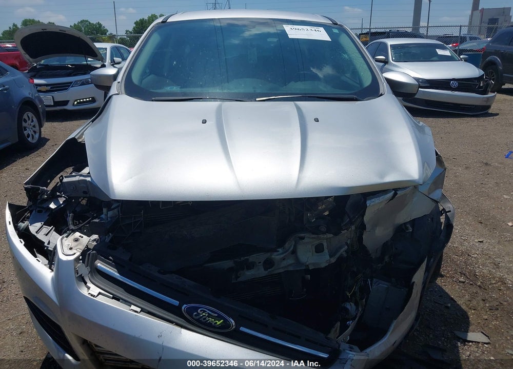 2015 ESCAPE FORD  SE VIN: 1FMCU0G70FUA27443