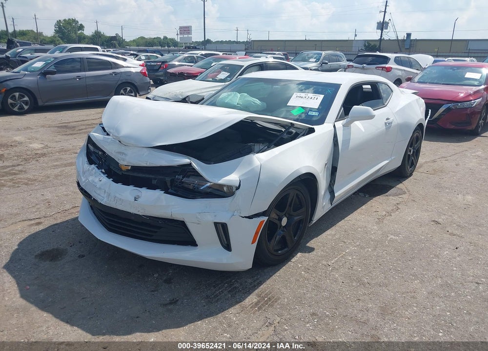2018 CHEVROLET CAMARO 2LT VIN: 1G1FD1RS1J0123647