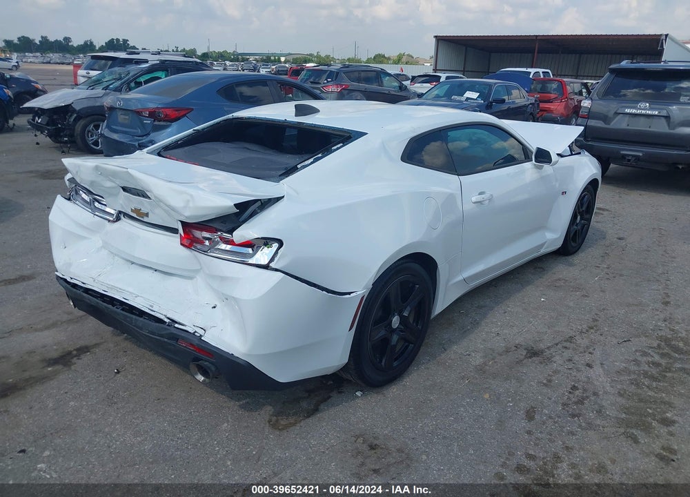 2018 CHEVROLET CAMARO 2LT VIN: 1G1FD1RS1J0123647
