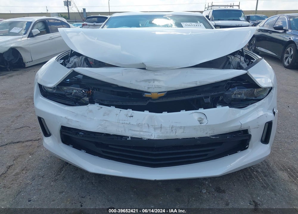 2018 CHEVROLET CAMARO 2LT VIN: 1G1FD1RS1J0123647