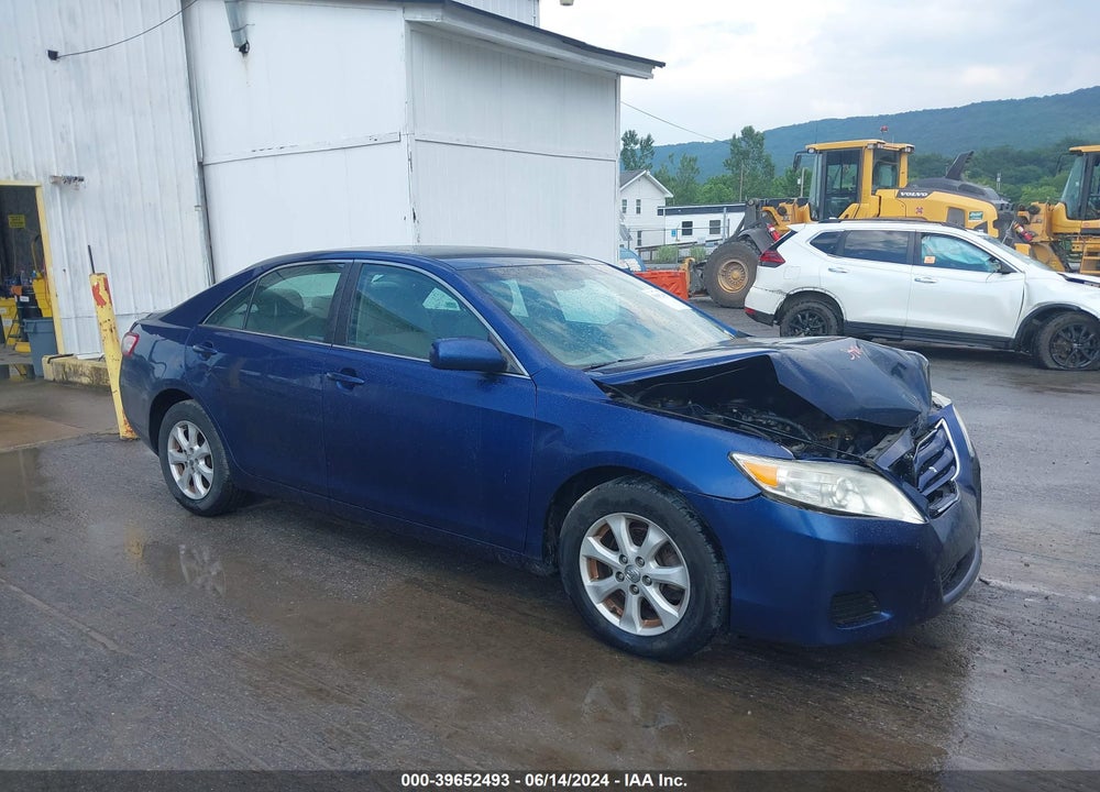 2011 TOYOTA CAMRY LE VIN: 4T1BF3EK8BU642881