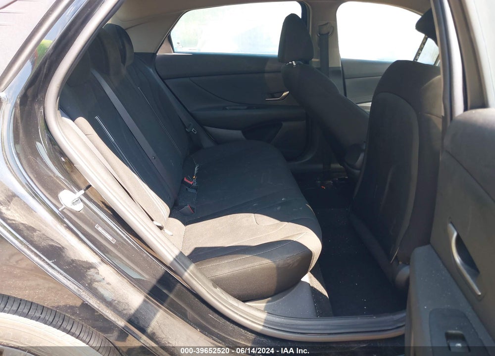 2023 HYUNDAI ELANTRA SEL VIN: 5NPLM4AG8PH119142