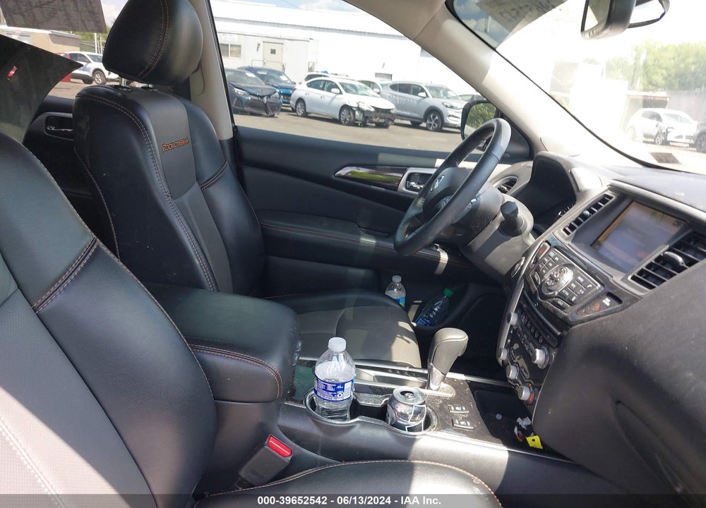 2019 NISSAN PATHFINDER SL VIN: 5N1DR2MM1KC642160