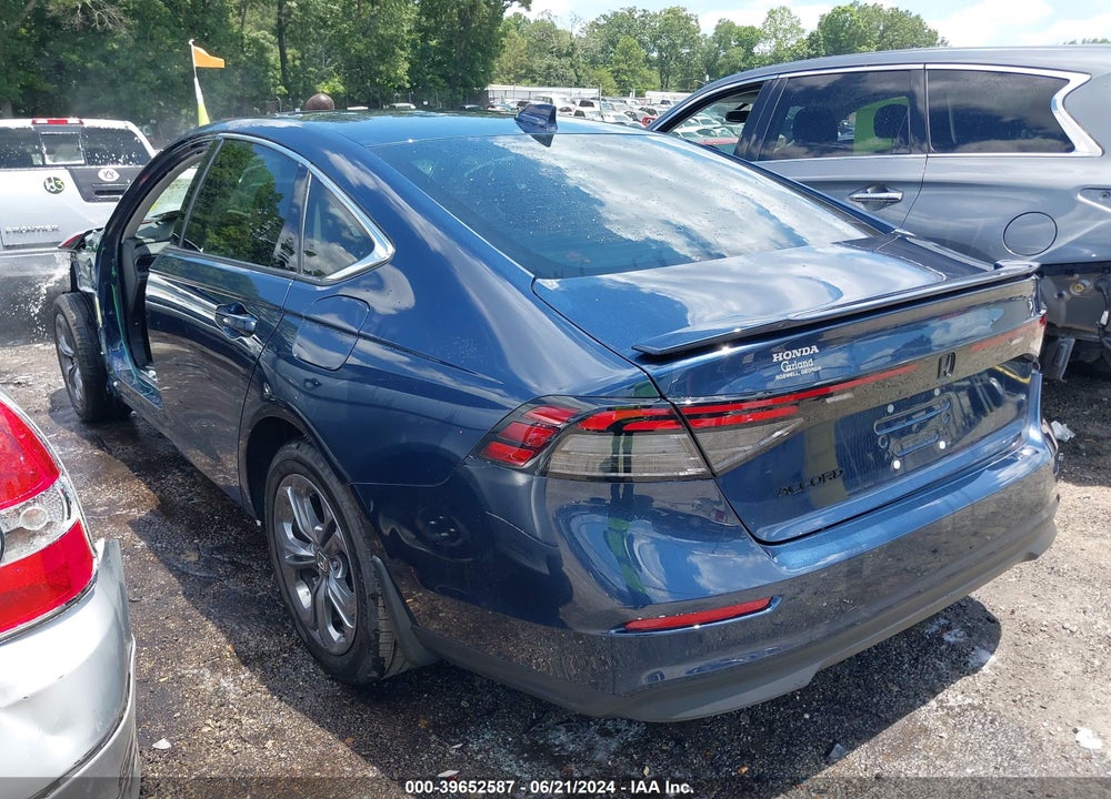 2023 HONDA ACCORD EX VIN: 1HGCY1F30PA032465