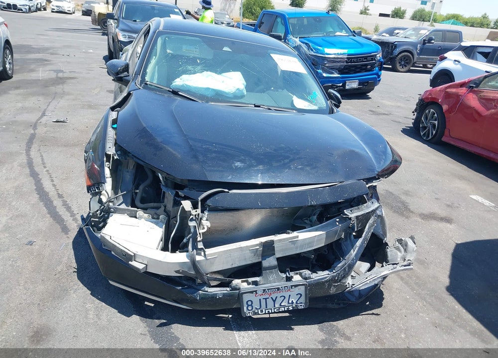 2019 HONDA CIVIC LX VIN: 2HGFC2F67KH533908