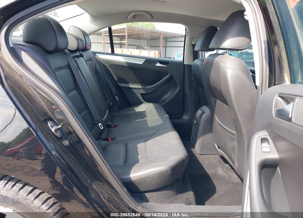 2013 VOLKSWAGEN JETTA 2.5L SE VIN: 3VWDX7AJ6DM311283