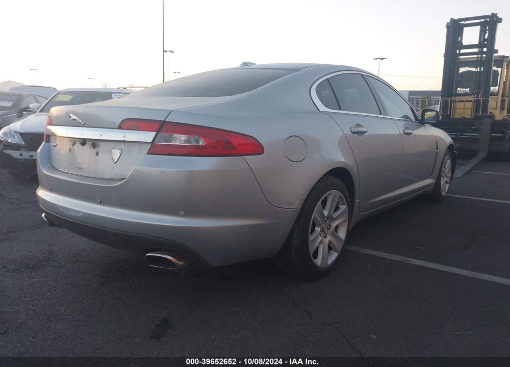 2009 JAGUAR XF LUXURY VIN: SAJWA05B49HR08162