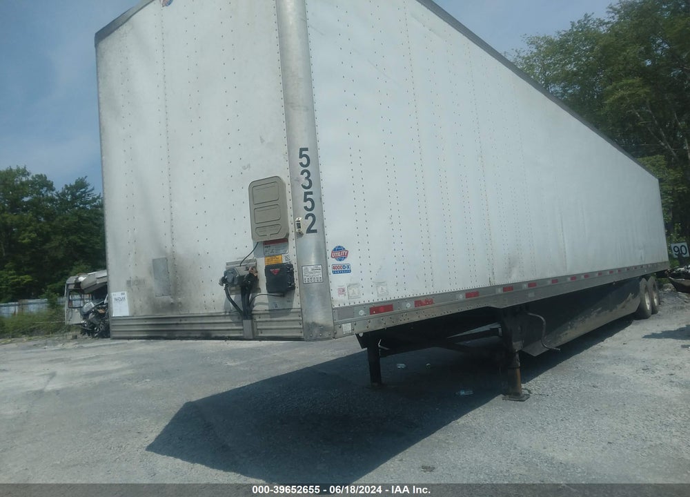 2015 UTILITY TRAILER MFG --- VIN: 1UYVS2530FP102110