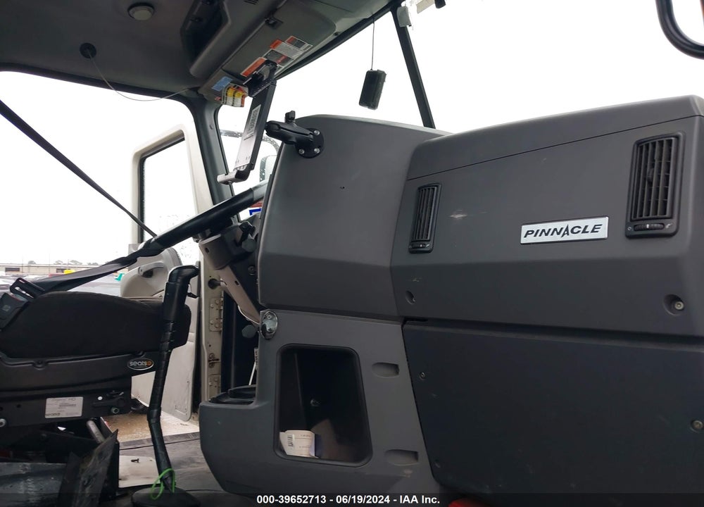 2013 MACK CXU613 CXU600 VIN: 1M1AW02YXDM035309