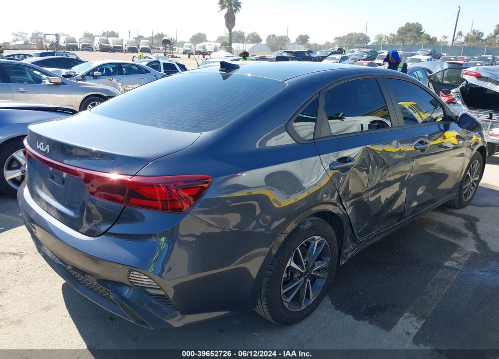2024 KIA FORTE LXS VIN: 3KPF24AD3RE701214